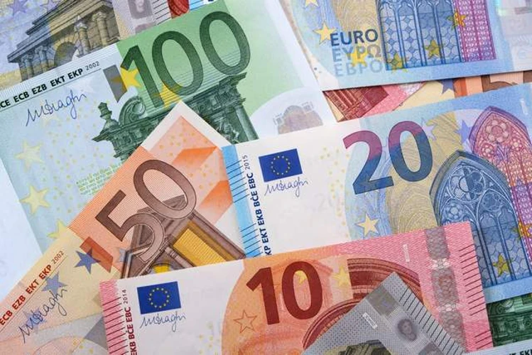 НБУ підвищив ключові валютні ліміти: від 50 до 500 тис. грн — що змінюється з 11 серпня