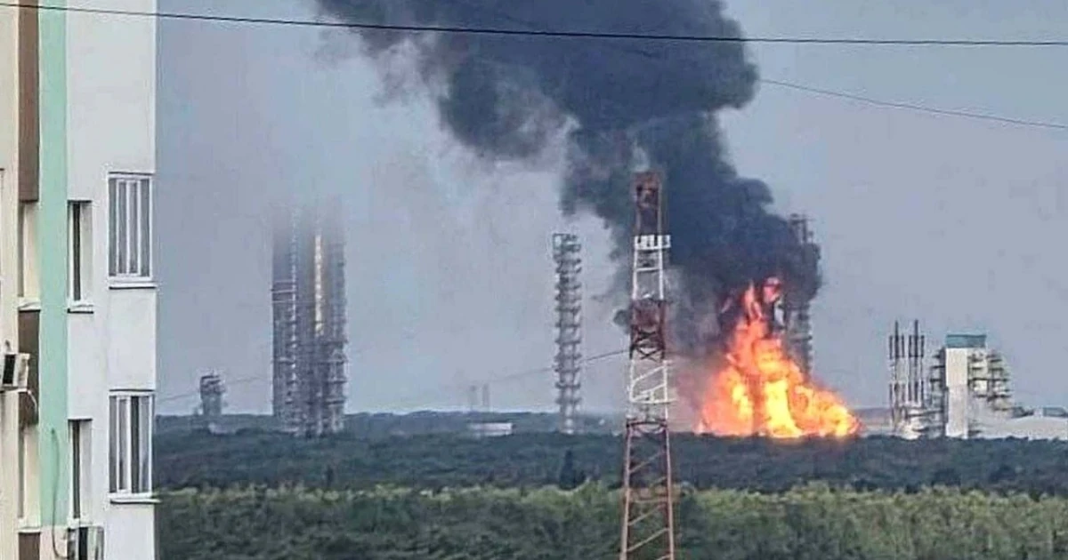 Що відомо про зупинку тобольського нафтохімічного комплексу після удару 10 серпня