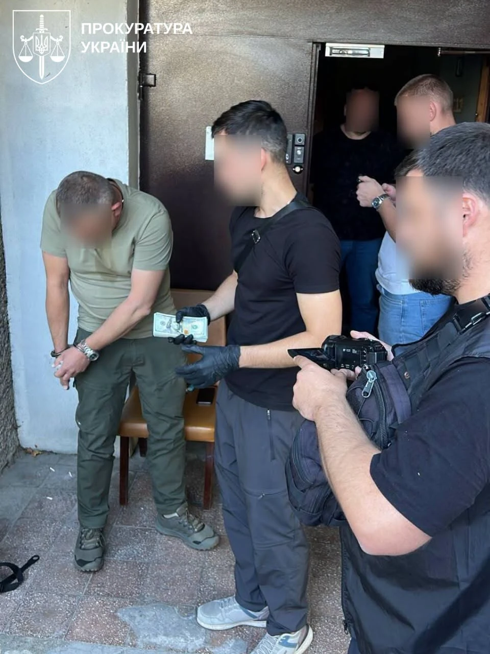 На Миколаївщині затримали керівника обласного ТЦК під час одержання хабаря