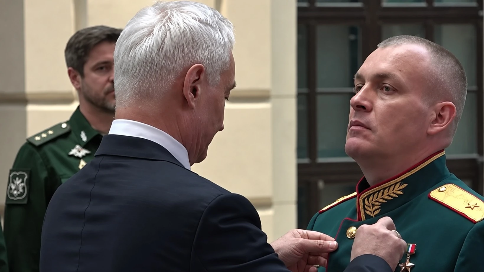 Послідовність подій навколо генерала Груніса: від «Золотої зірки» до загибелі