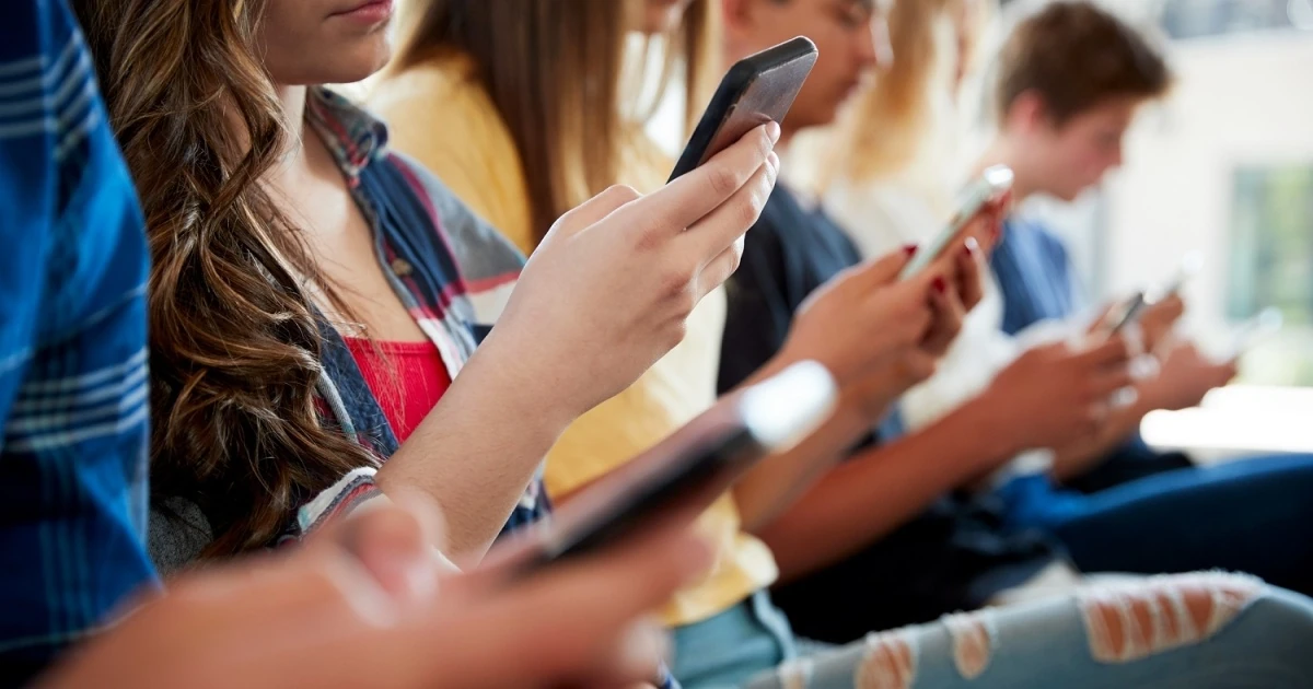 EU KIDS Act: як відповідатимуть Meta та TikTok на нові вимоги ЄС